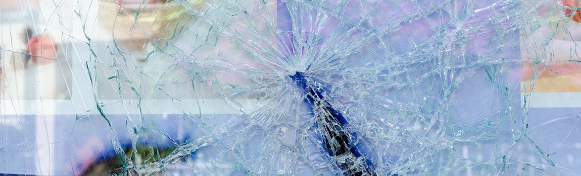 Window Broken Glass Repair in Pinellas Park, FL