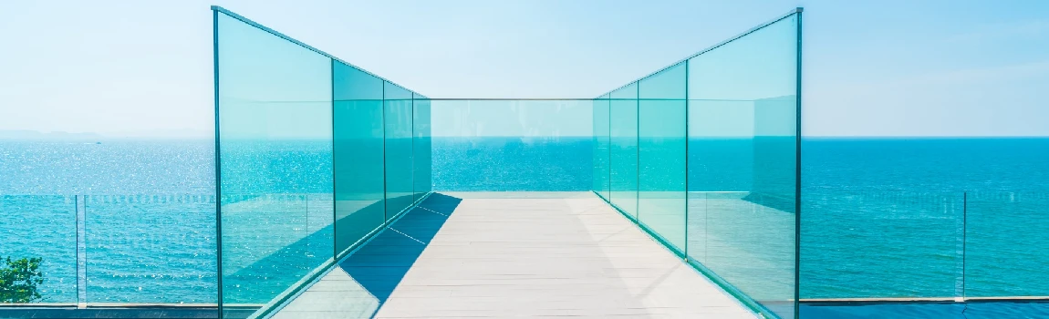 Customized Glass Pool Fence Repair Services in Pinellas Park, FL